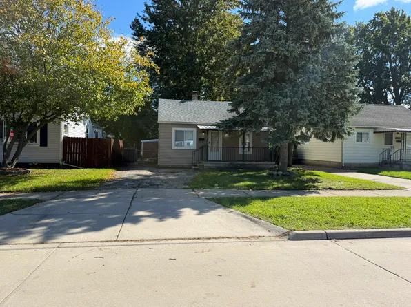 27732 Brettonwoods St, Madison Heights, MI 48071