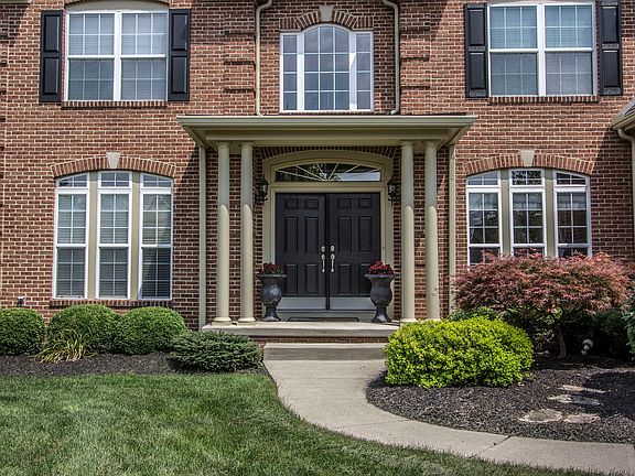 2nd image of 7010 Jennifer Ann Dr
