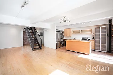 Rented by (Legacy) Elegran
