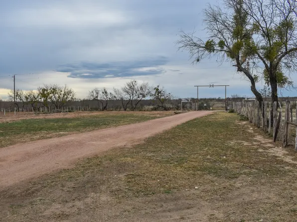 443 County Road 420, Rochelle, TX 76872
