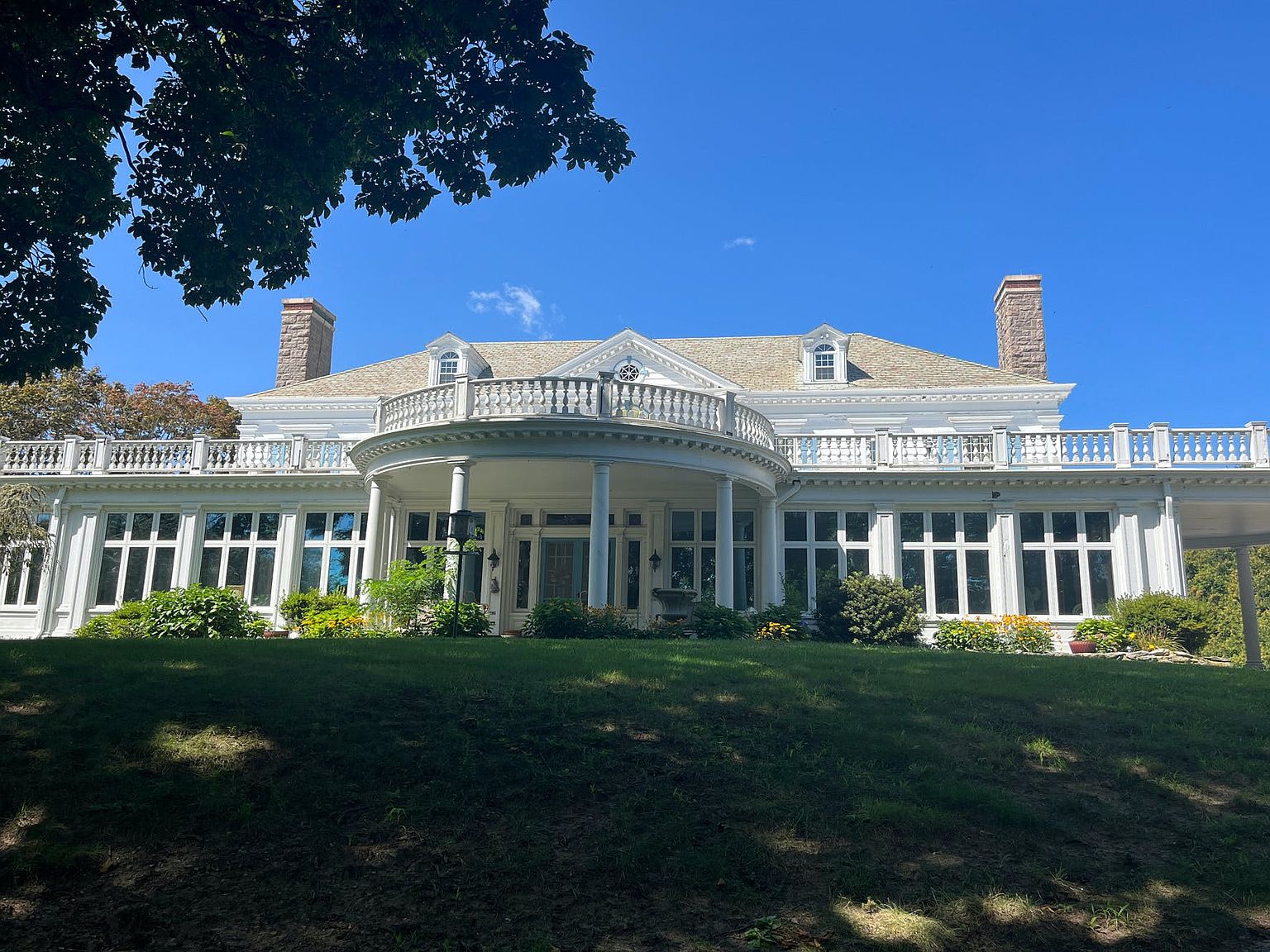 16 Yosemite Valley Rd, Westerly, RI 02891 Zillow