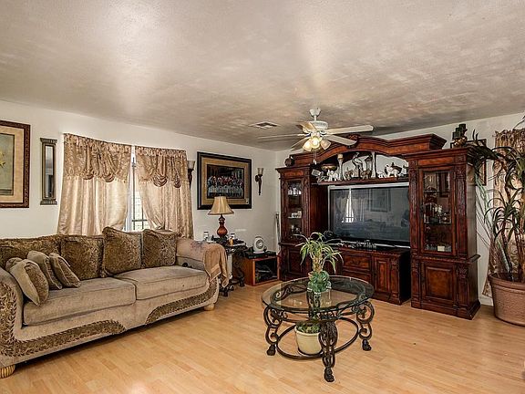 4th image of 7013 W Roanoke Ave