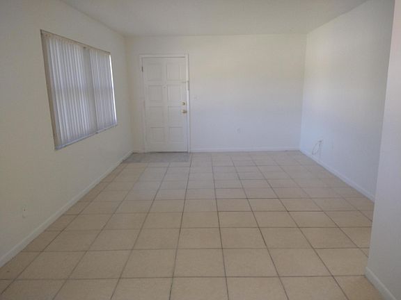 4th image of 4750 40th Ave N
