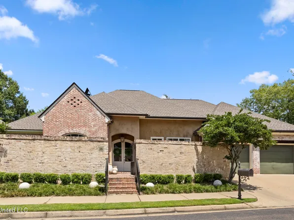 16 Waterford Pl, Jackson, MS 39211