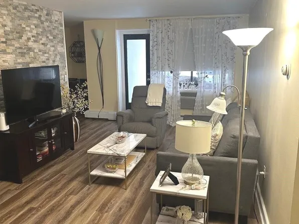 100 E Hartsdale Avenue #TLW, Scarsdale, NY 10530
