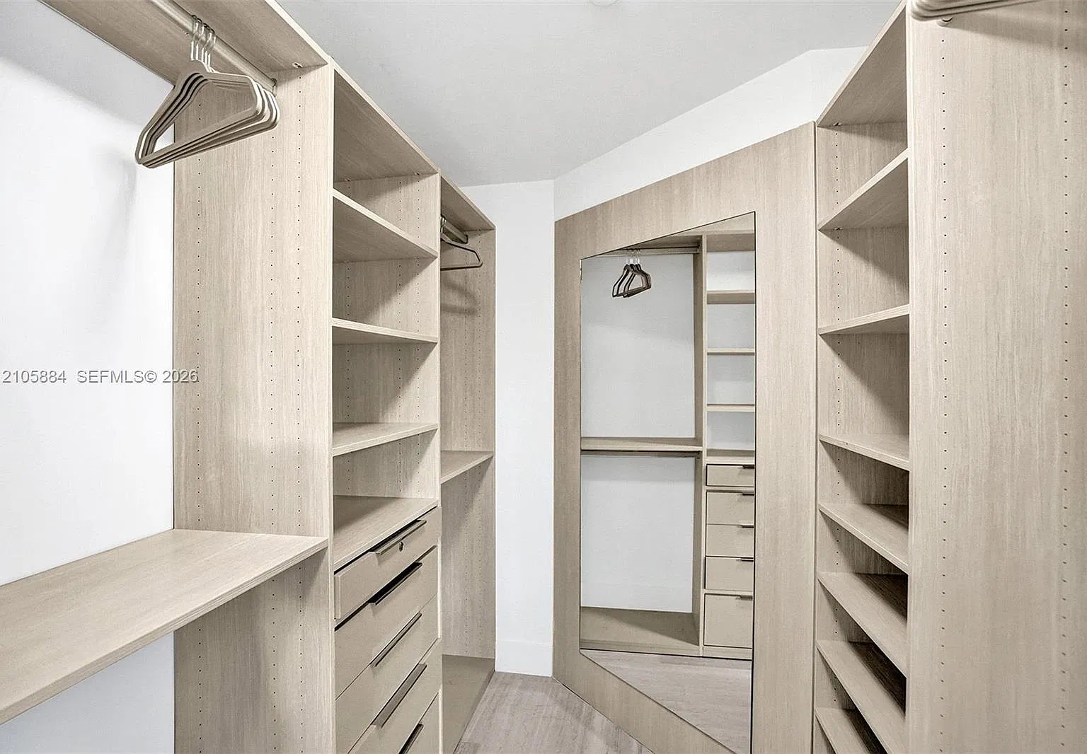 Brickellhouse Condo — Photo 4