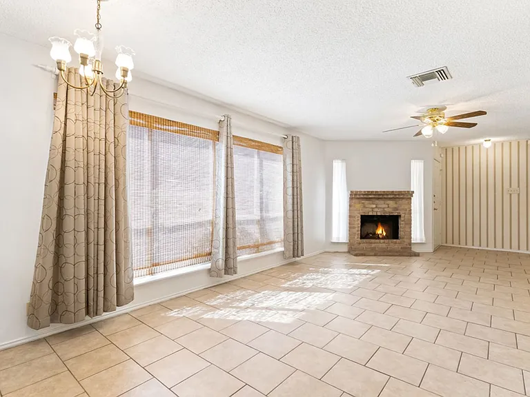 8430 Cranberry Hl — Photo 7
