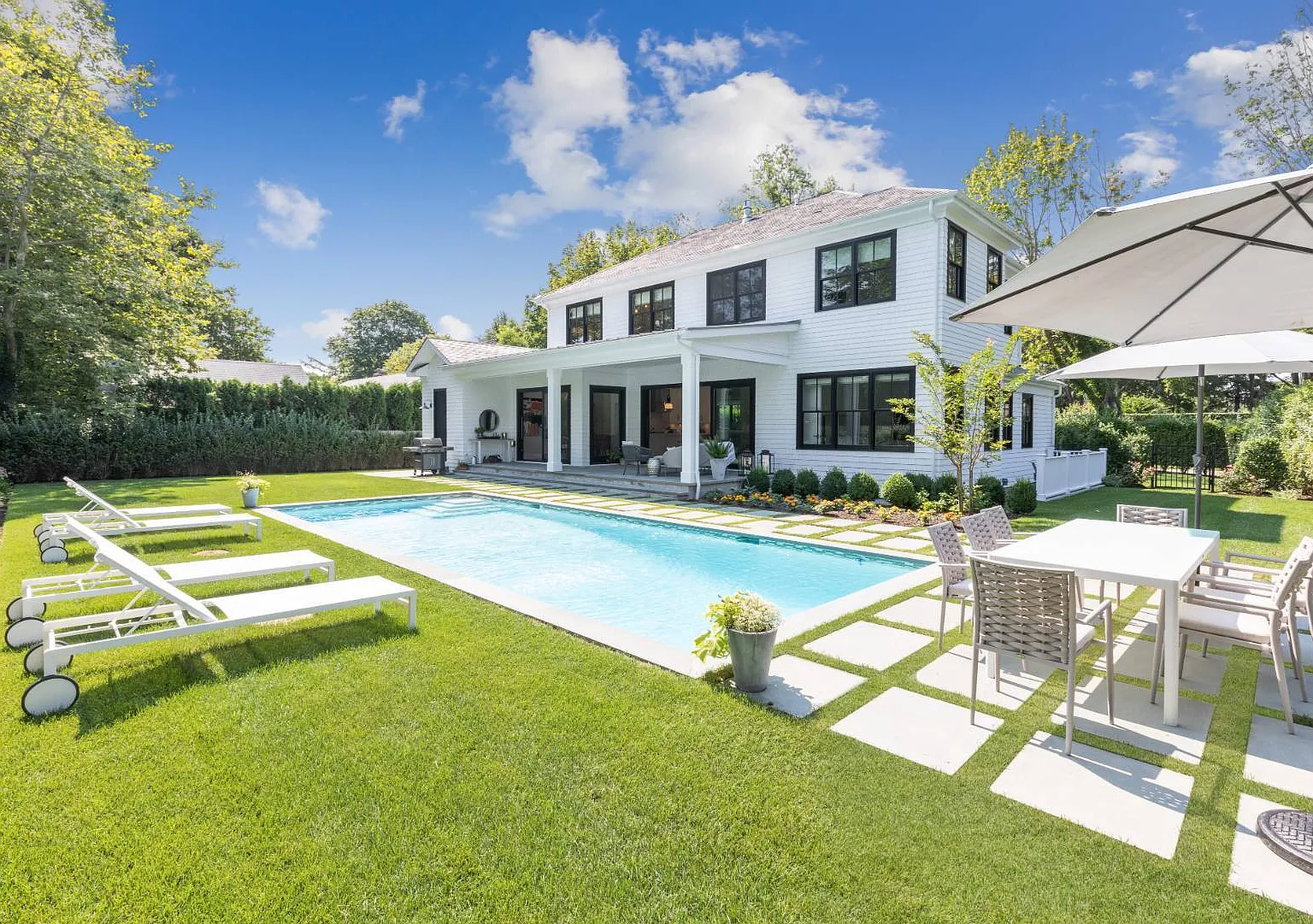 Have it all this summer in Southampton Village! — Photo 1