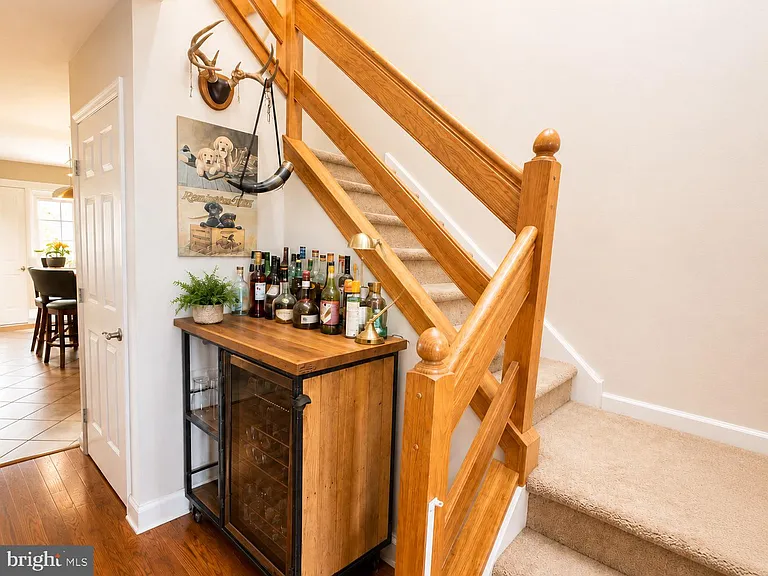 618 Coates Ln — Photo 8