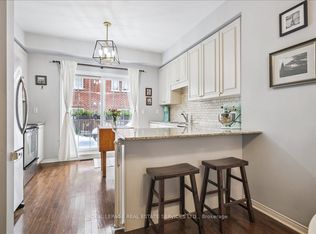 101 The Queensway #TOWNHOUSE 2, Toronto, ON M6S5B4