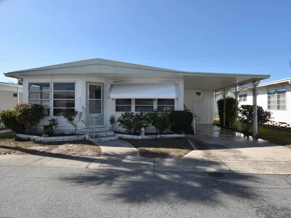 225 Redwood Ln, Largo, FL 33770