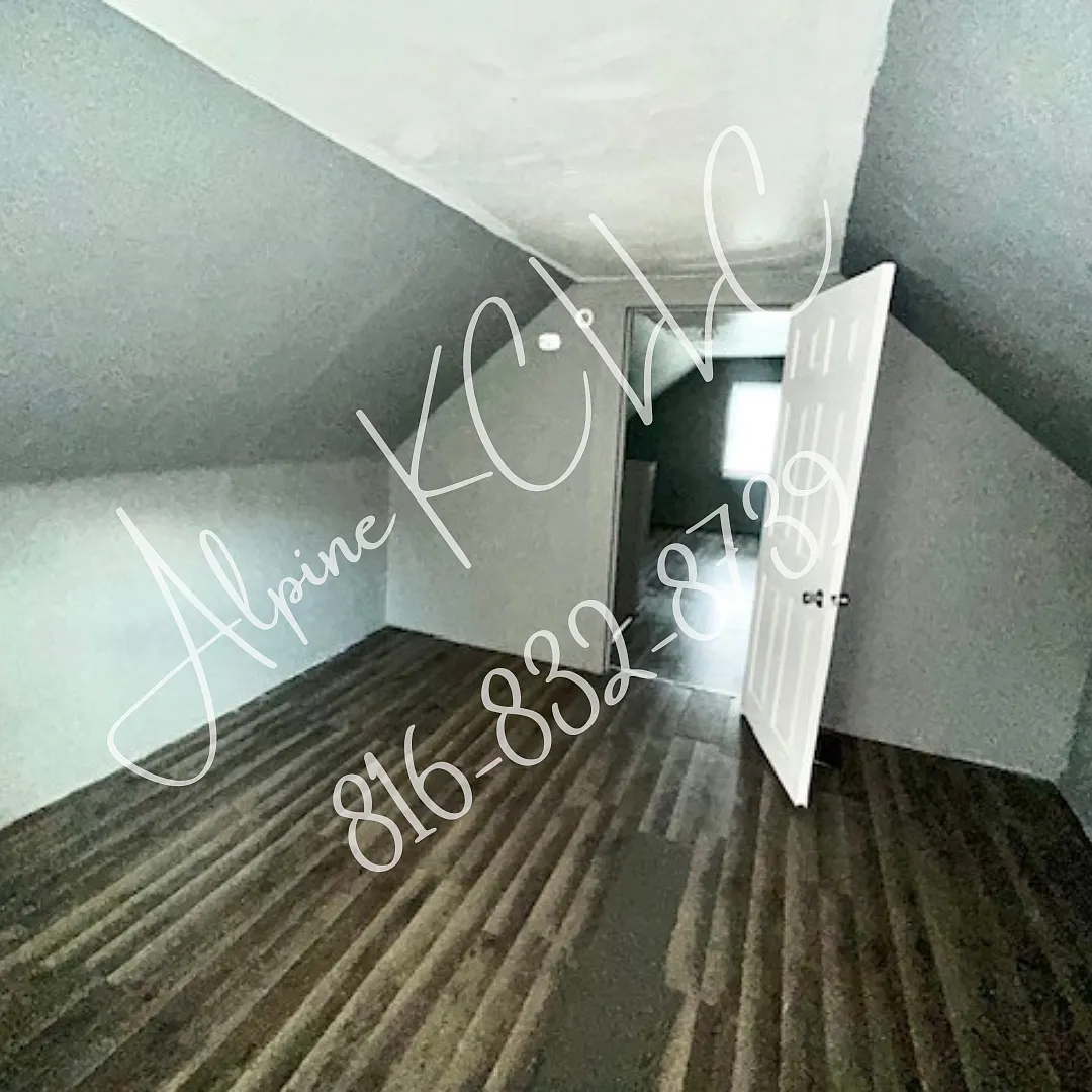 4 bed, 1008 sqft, $1,075 — Photo 2
