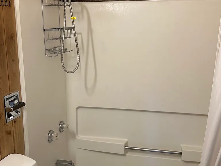 8 W Benton Ave #1 — Photo 5