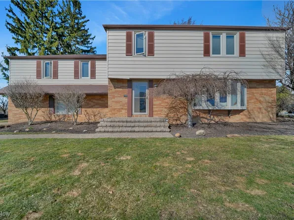 24885 Penshurst Dr, Beachwood, OH 44122