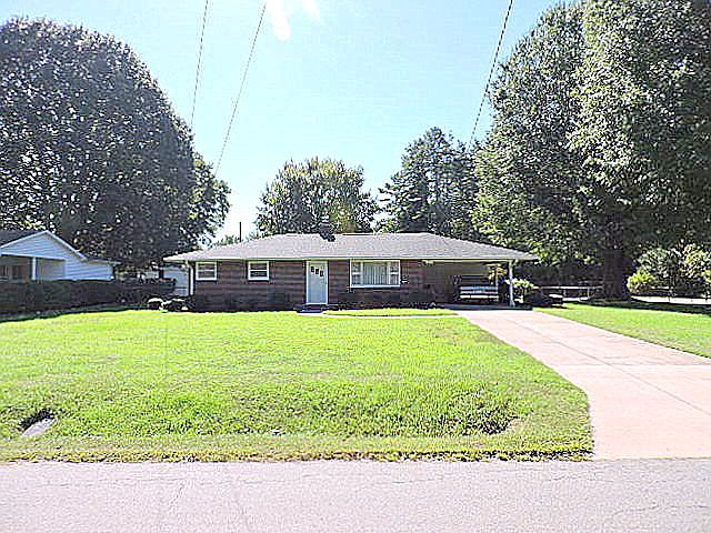 1st image of 324 Slaughter Ave