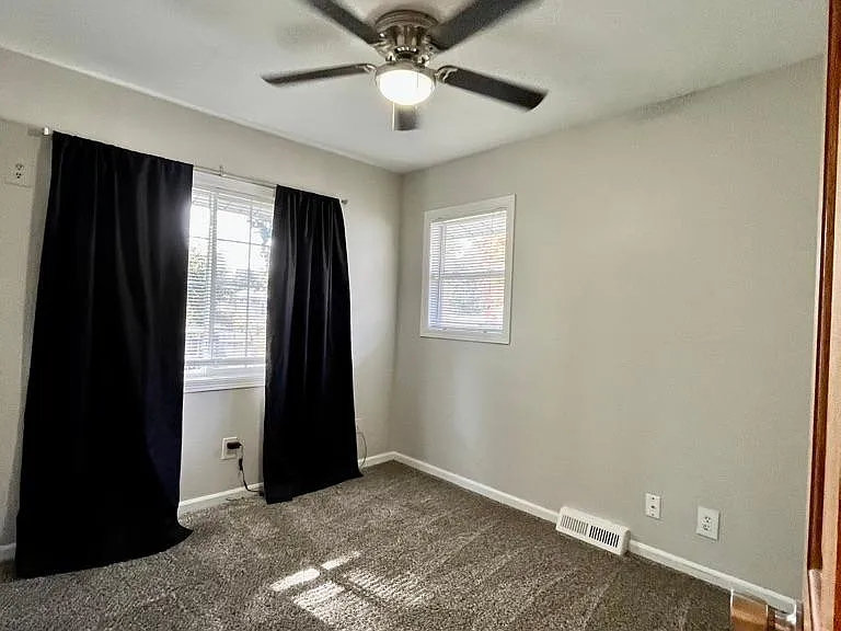 6313 Hamilton St — Photo 30