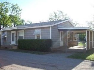110 S Kentucky Ave, Mangum, OK 73554