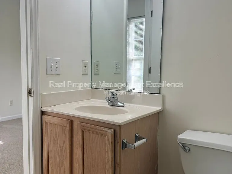 12 Red Ln #B — Photo 19
