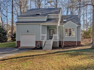5706 Saddle Hill Dr, Midlothian, VA 23112