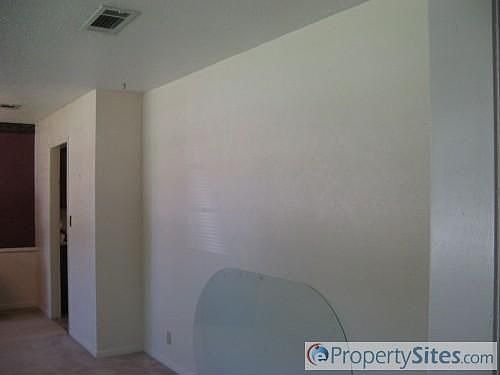 5th image of 2148 Shady Grove Dr