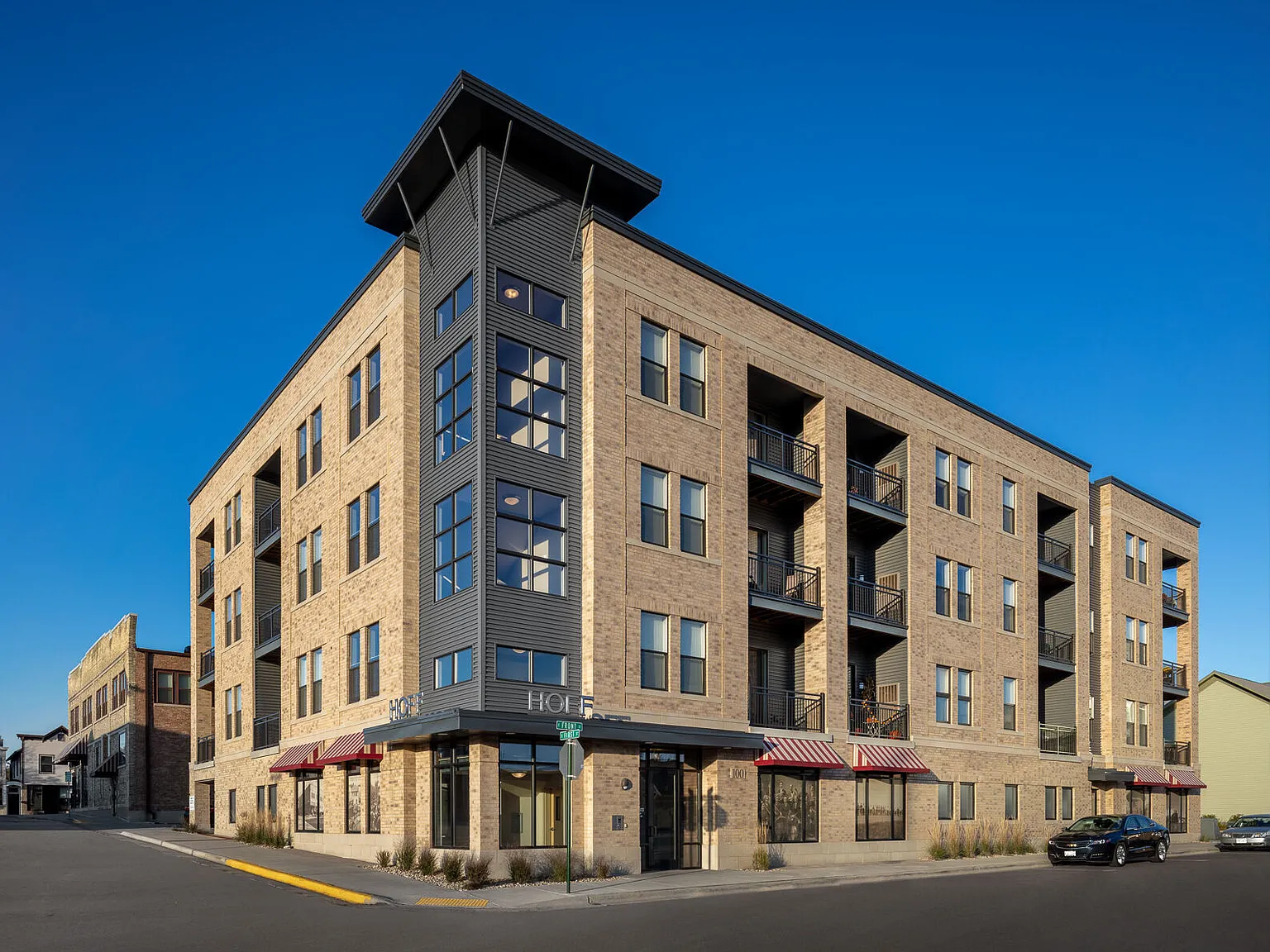 Hoff Mall and Hoff Apartments — Photo 2