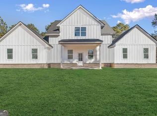 1045 E Lake Rd, McDonough, GA 30252