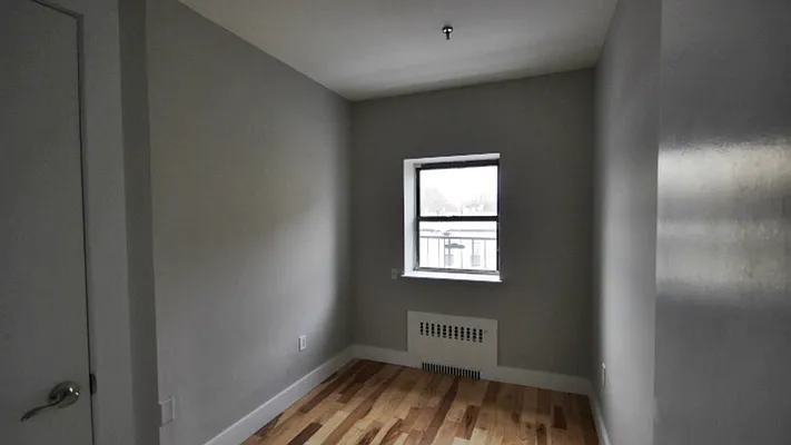 Rented by Nooklyn NYC LLC | media 9