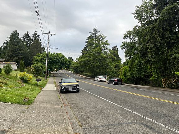 5th image of 10044 26th Ave SW