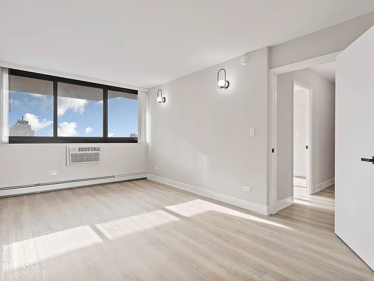 The Duplex Tower — Photo 165