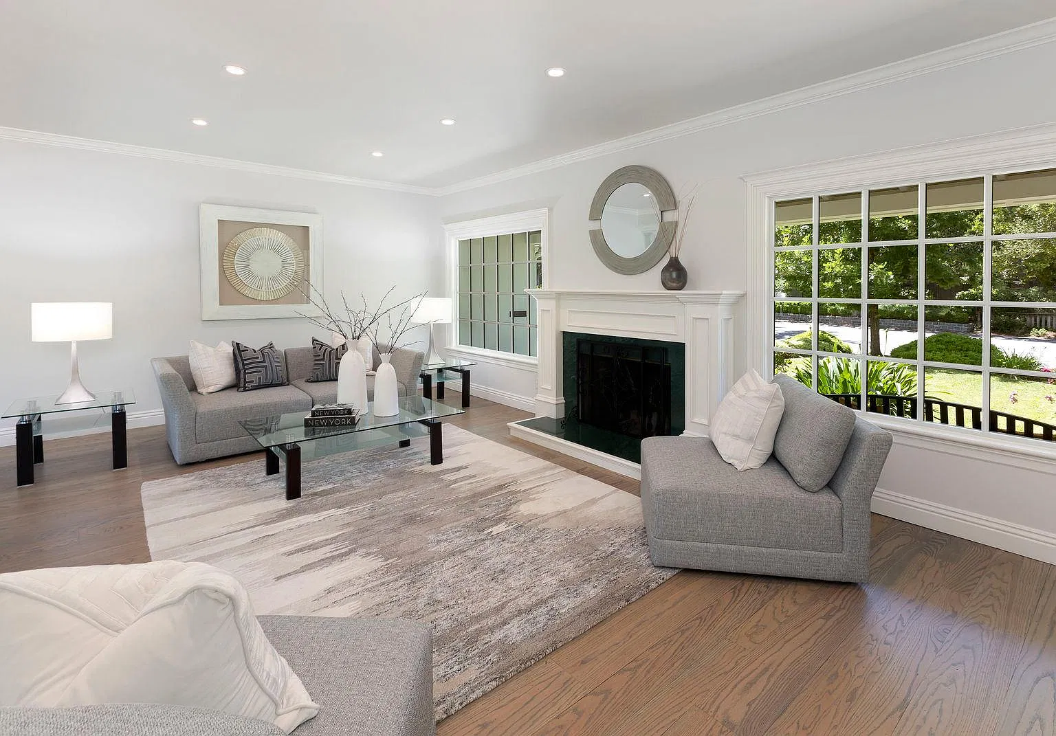 3 bed, 2000 sqft, $11,000 — Photo 3