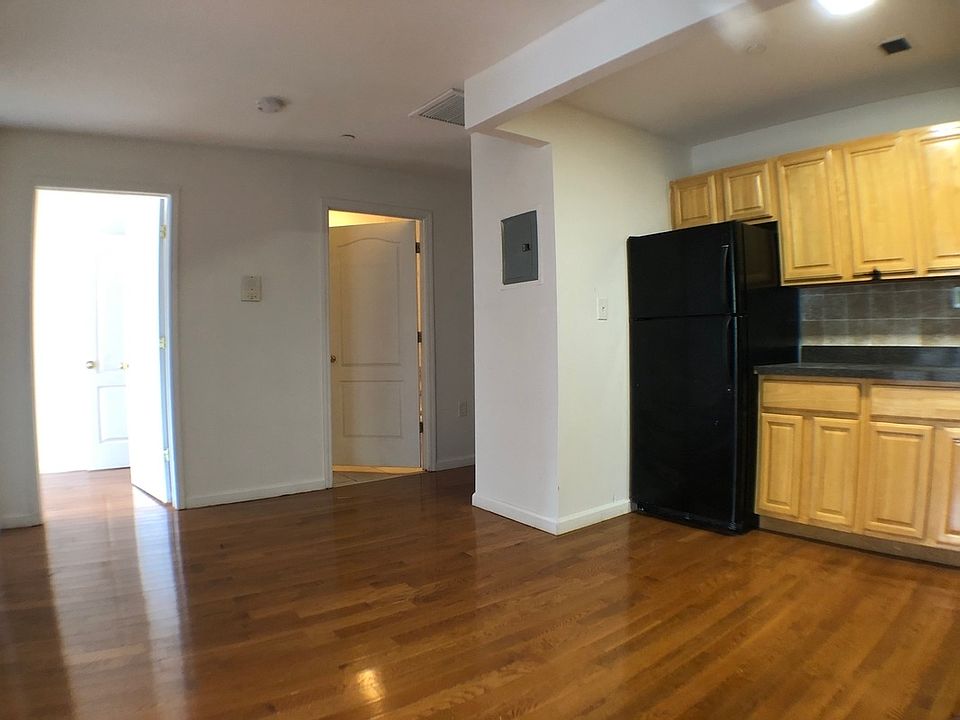 1st image of 108 Martin Luther King Jr Pl APT 3F