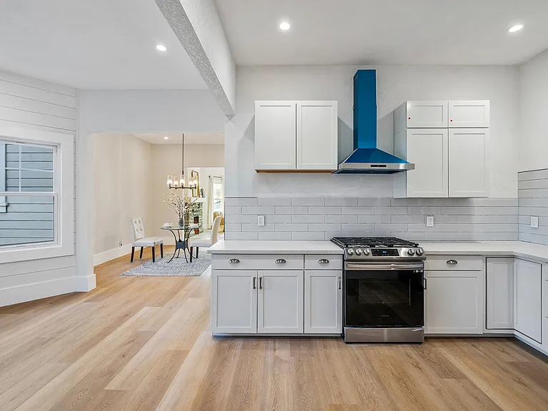 115 Cuvier St — Photo 9