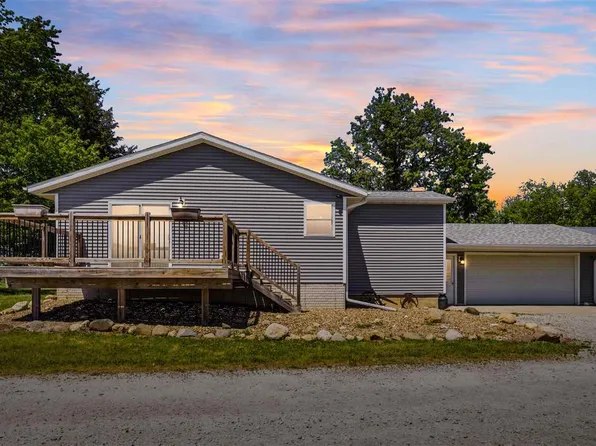 7850 20th Ave, Blairstown, IA 52209