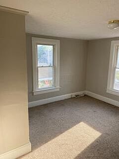 2nd image of 633 Davids St