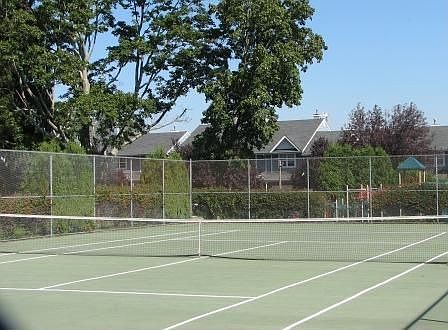 Country Club Living!