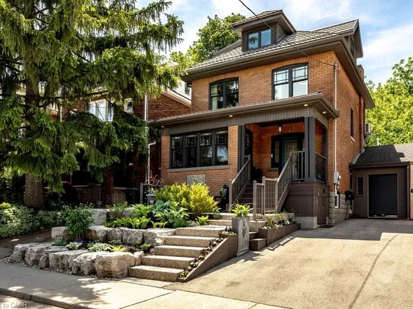99 Hillcrest Ave, Hamilton, ON L8P 2X1