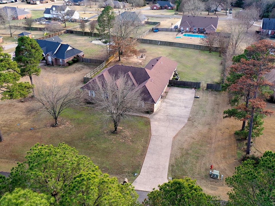 1st image of 500 Sturgeon Cir