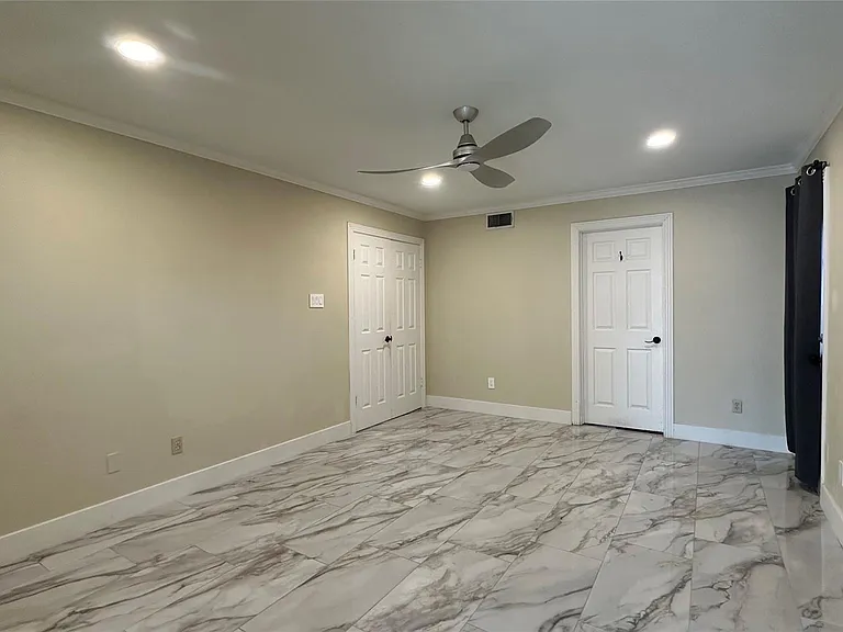 3925 Capricorn Ct — Photo 26