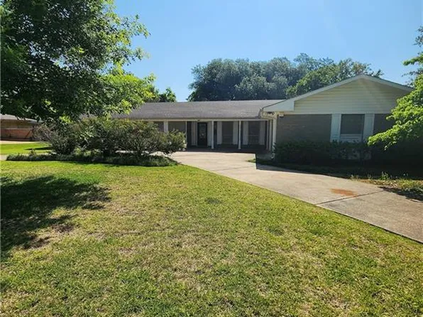 927 Nettie St, Natchitoches, LA 71457