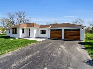 11038 Maple Ridge Rd, Medina, NY 14103
