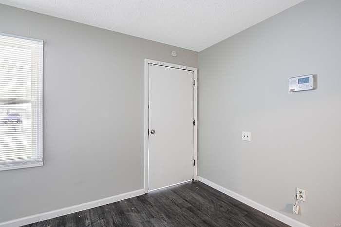 1st image of 1000 Madison Ln