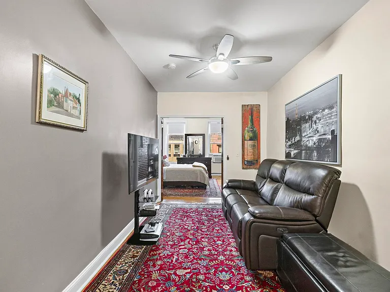 211 Adams St #5-3N — Photo 6