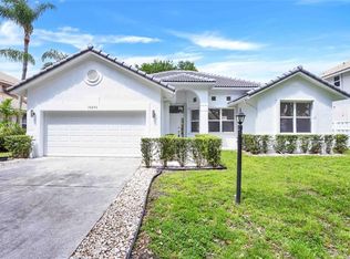 10693 Edinburgh St, Cooper City, FL 33026