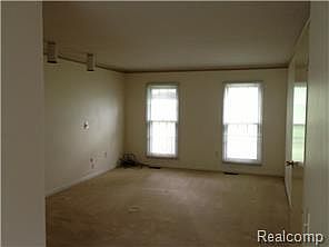 5th image of 4070 Shore Crest Dr
