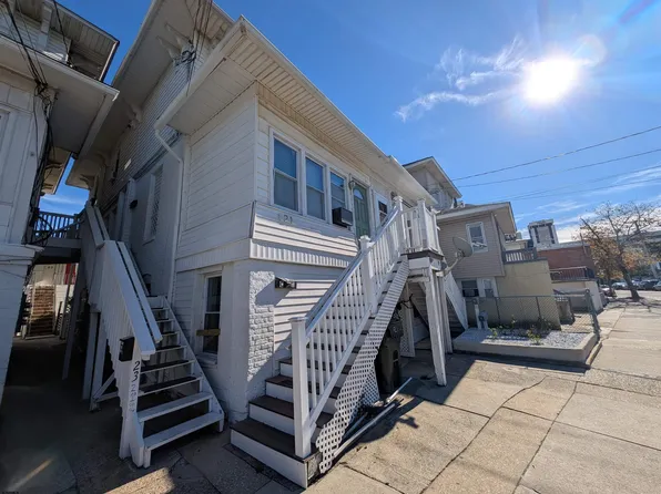 21 N Boston Ave, Atlantic City, NJ 08401