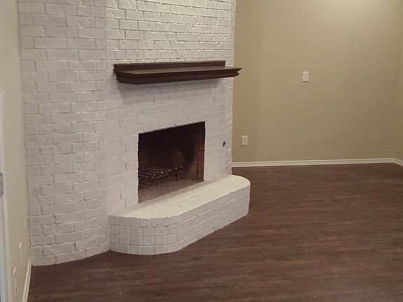 3rd image of 108 Crestwood Dr
