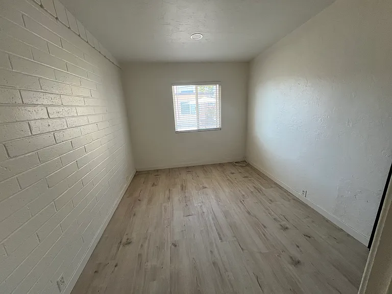 718 1/2 N Freeman St #718.5 — Photo 3