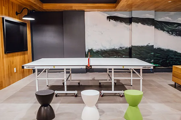 Rented by Nooklyn NYC LLC | media 47