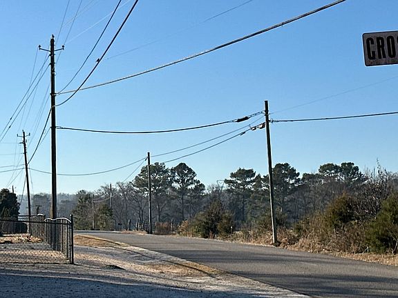 5th image of 113 Cross Creek Trl