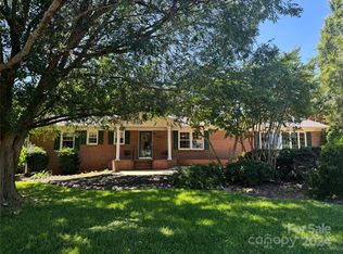 1617 Museum Rd, Statesville, NC 28625